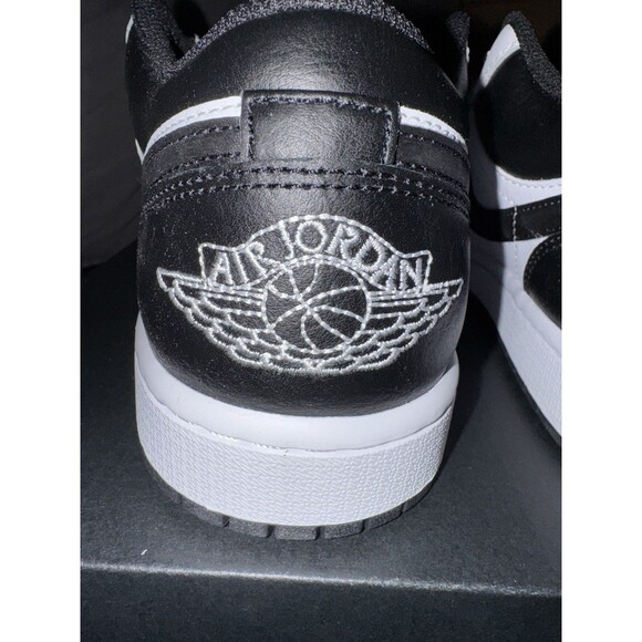 Air Jordan 1 Low White Black main image 8